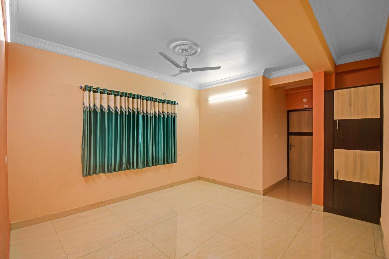 Hotel Oyo Flagship 84655 S S 3*